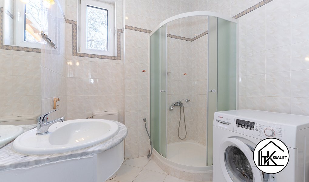 Prodej domu 260 m² s pozemkem 377 m², Teplice – náhled fotky 41