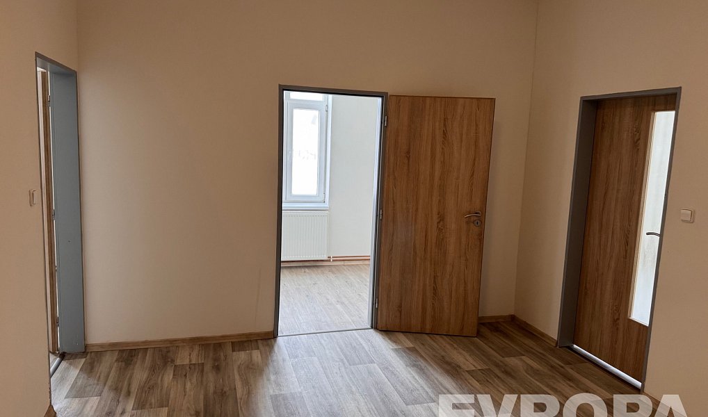 Pronájem bytu 3+kk 61 m², Liberec – náhled fotky 7