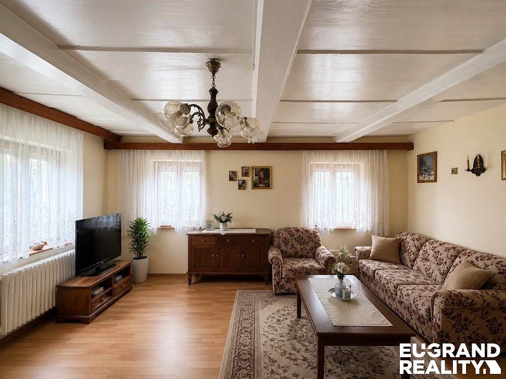 Prodej domu 180 m² s pozemkem 988 m² – fotografie 5