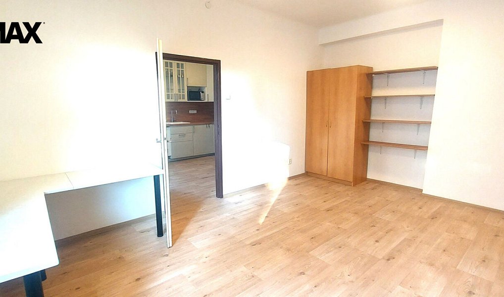 Pronájem bytu 2+kk 44 m², Praha – náhled fotky 4