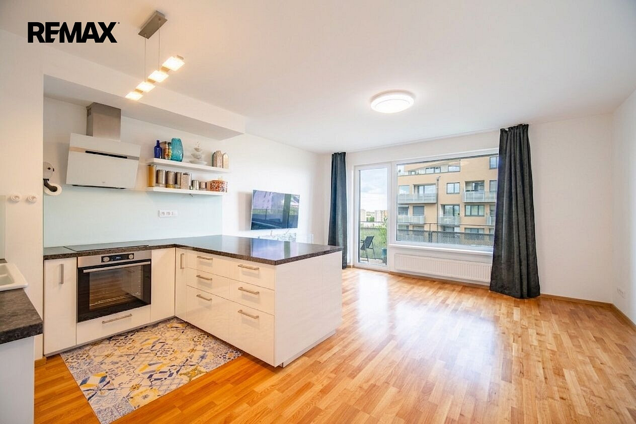 Prodej bytu 4+kk 93 m²