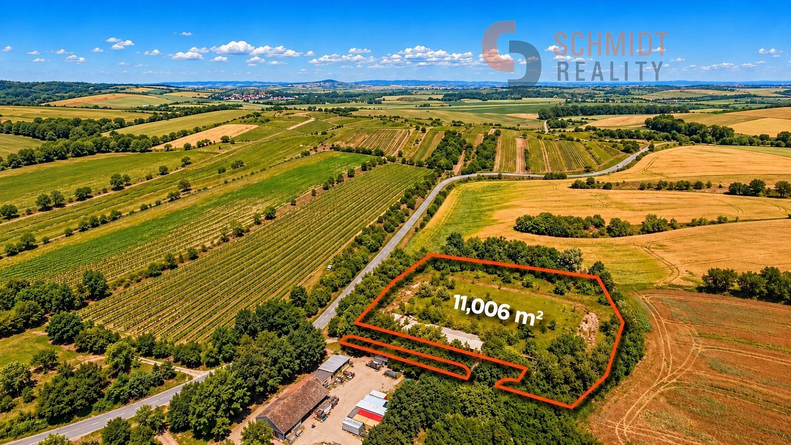 Prodej komerčního pozemku 11 006 m²
