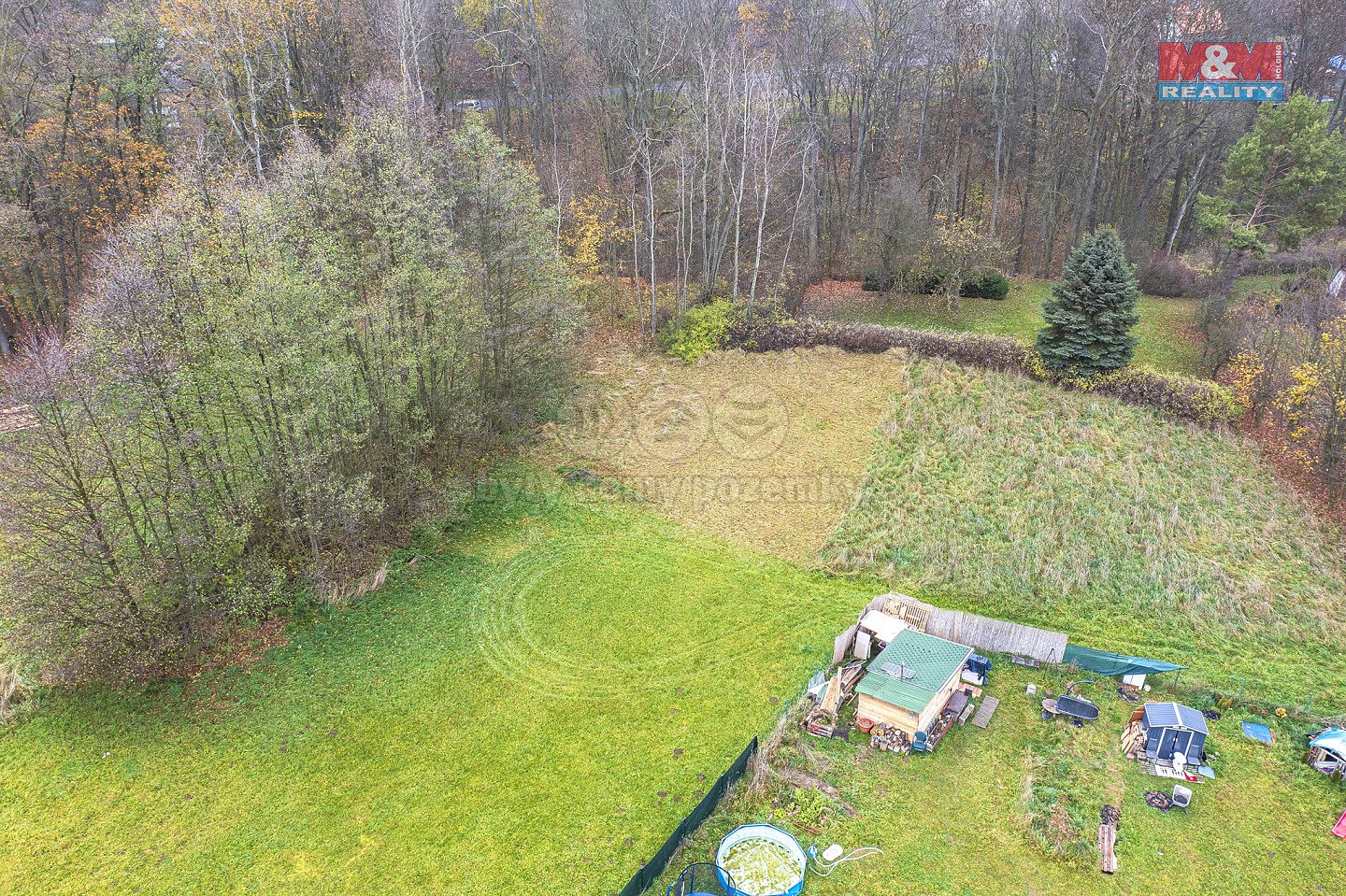 Prodej stavebního pozemku 777 m² – fotografie 3
