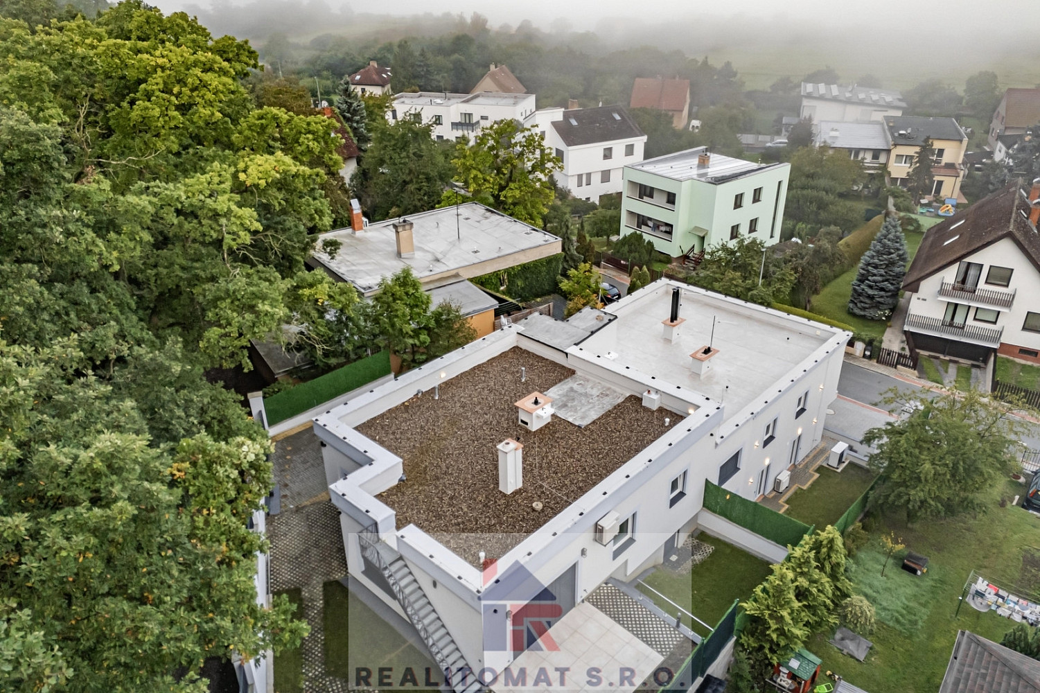 Prodej domu 175 m² s pozemkem 472 m² – pohled 3
