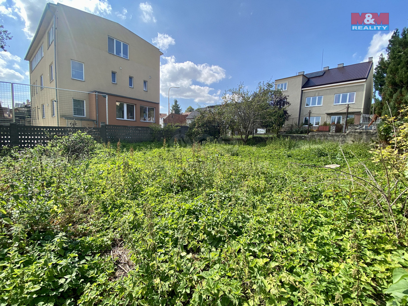Prodej stavebního pozemku 326 m² – fotografie 3