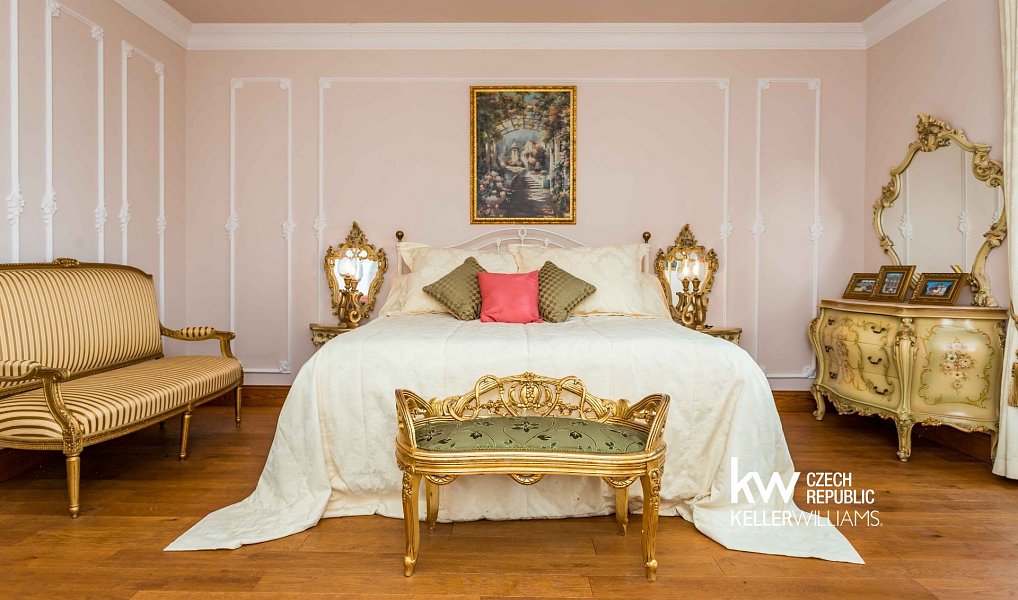 Prodej obchodních prostor 205 m², Zákupy – náhled fotky 3