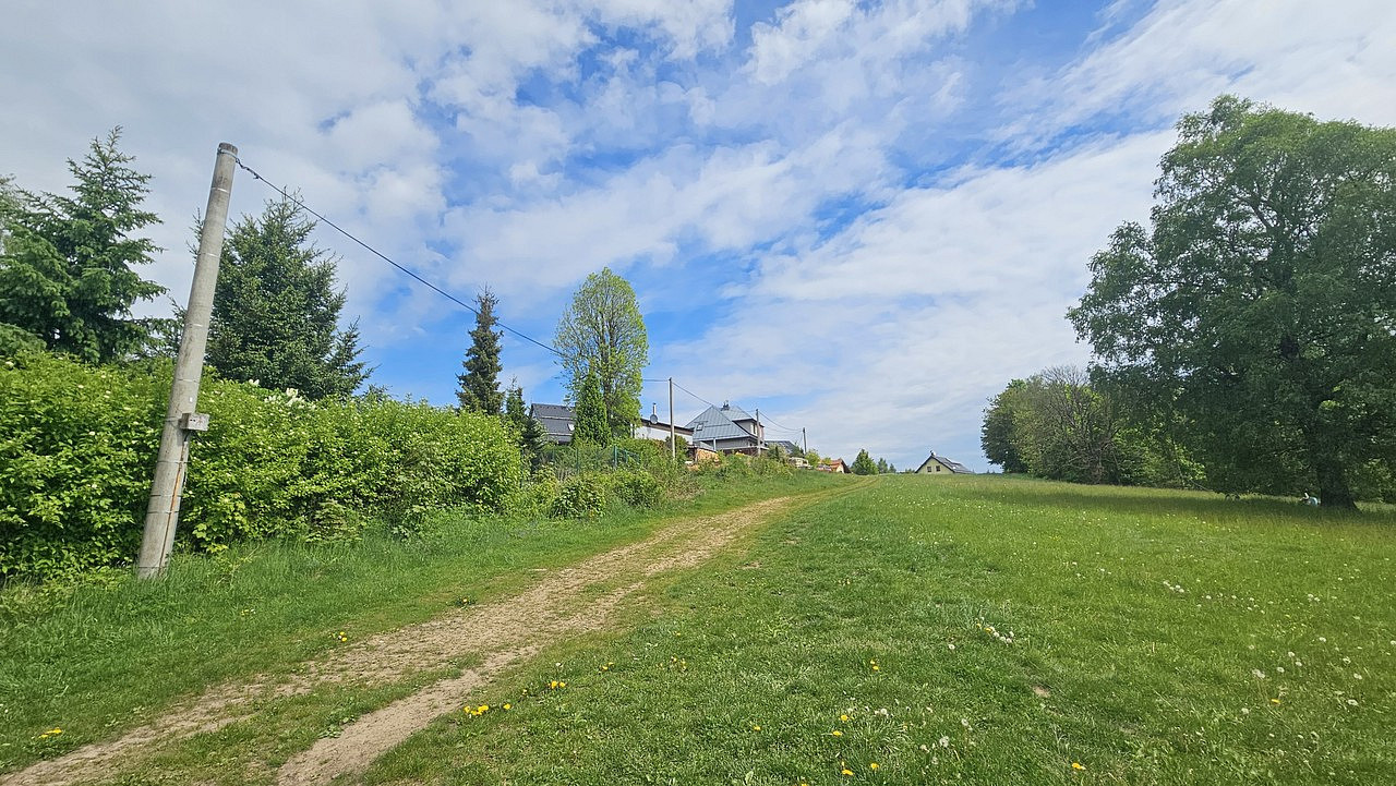 Prodej stavebního pozemku 2 075 m²