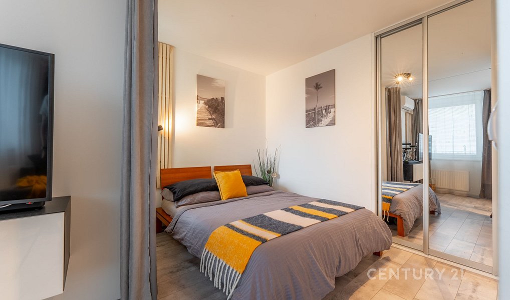 Pronájem bytu 2+kk 48 m², Praha – náhled fotky 16