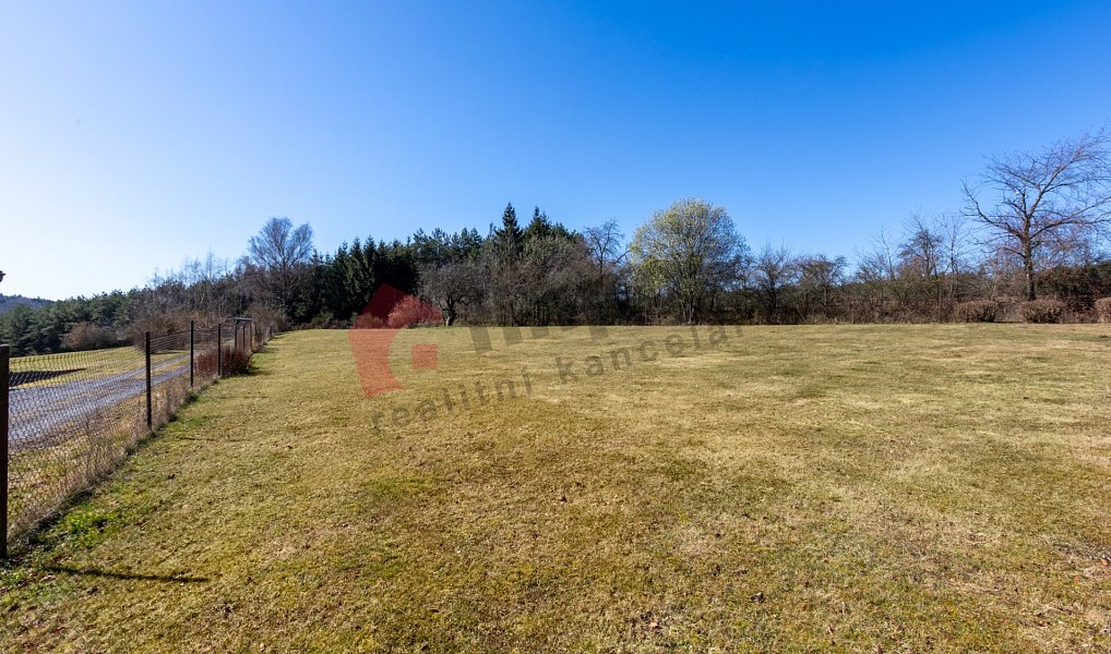 Prodej zahrady 1 611 m², Konojedy – náhled fotky 2