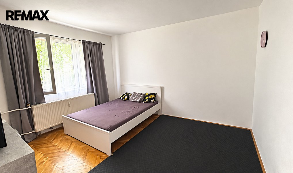 Pronájem bytu 2+1 56 m², Postoloprty – náhled fotky 3