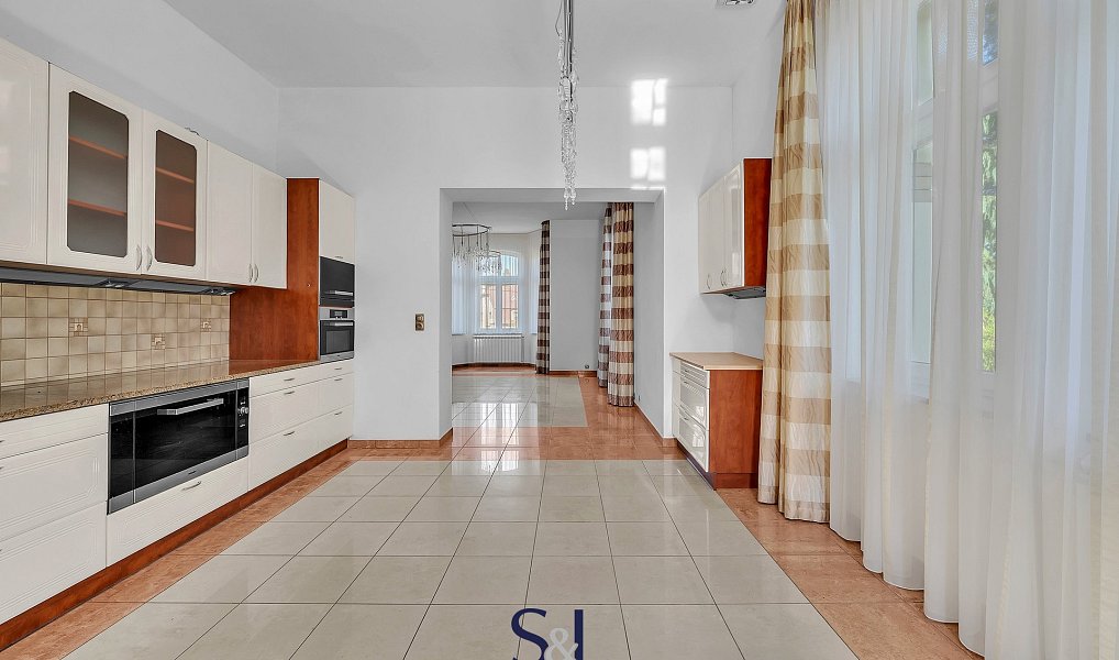 Prodej domu 320 m² s pozemkem 2 236 m², Rumburk – náhled fotky 9