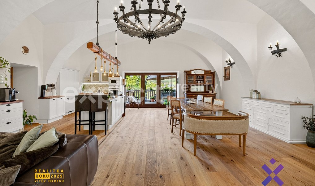 Prodej domu 1 025 m² s pozemkem 4 452 m², Jemnice – náhled fotky 7