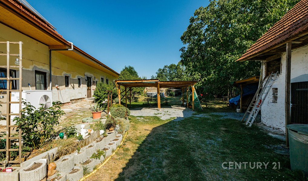 Prodej domu 270 m² s pozemkem 2 834 m², Soběslav – náhled fotky 10