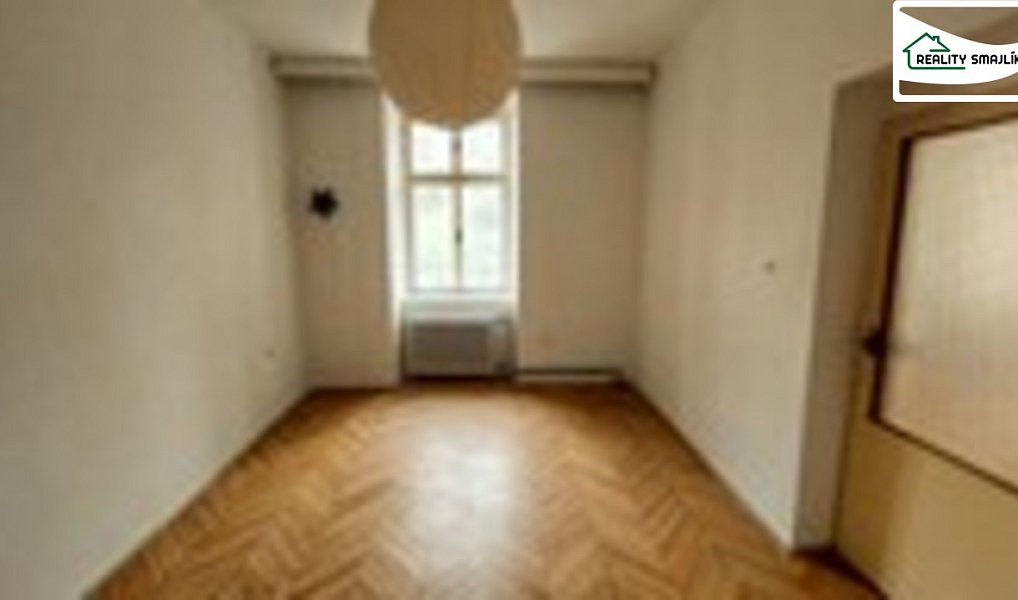 Pronájem bytu 3+1 133 m², Cheb – náhled fotky 4