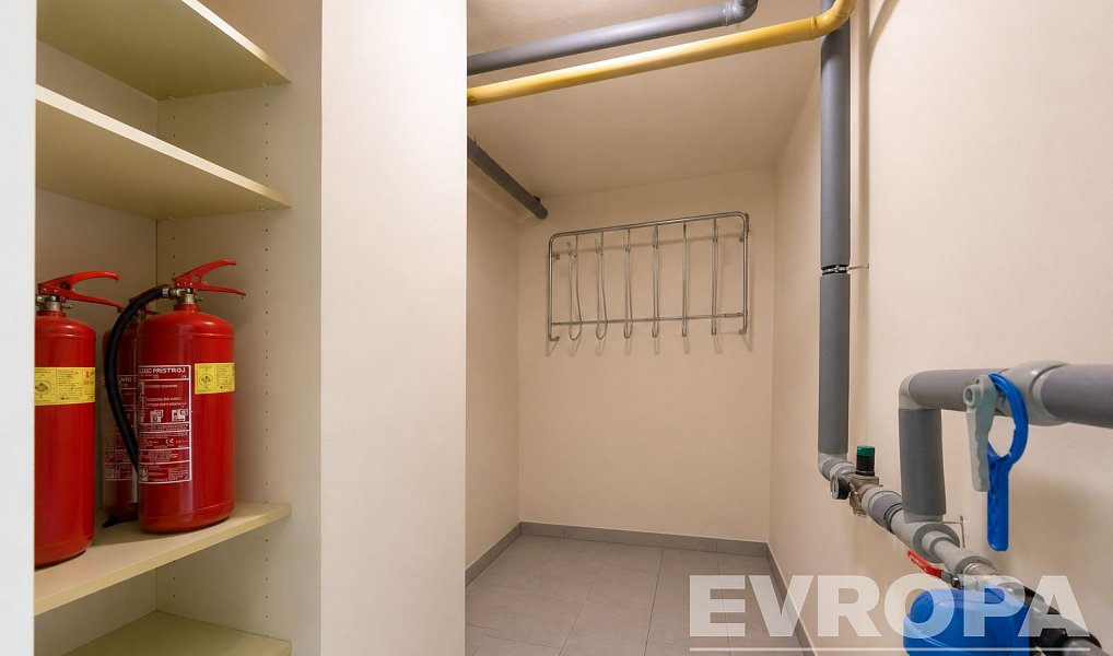 Prodej bytu 3+kk 140 m², Řevnice – náhled fotky 18