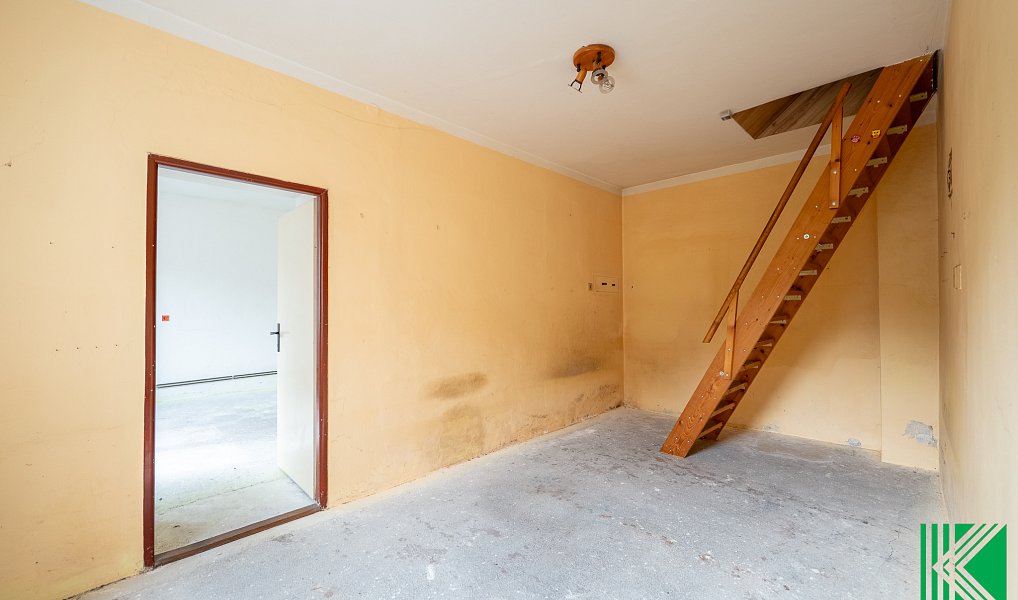 Prodej domu 220 m² s pozemkem 1 376 m², Bernartice – náhled fotky 15