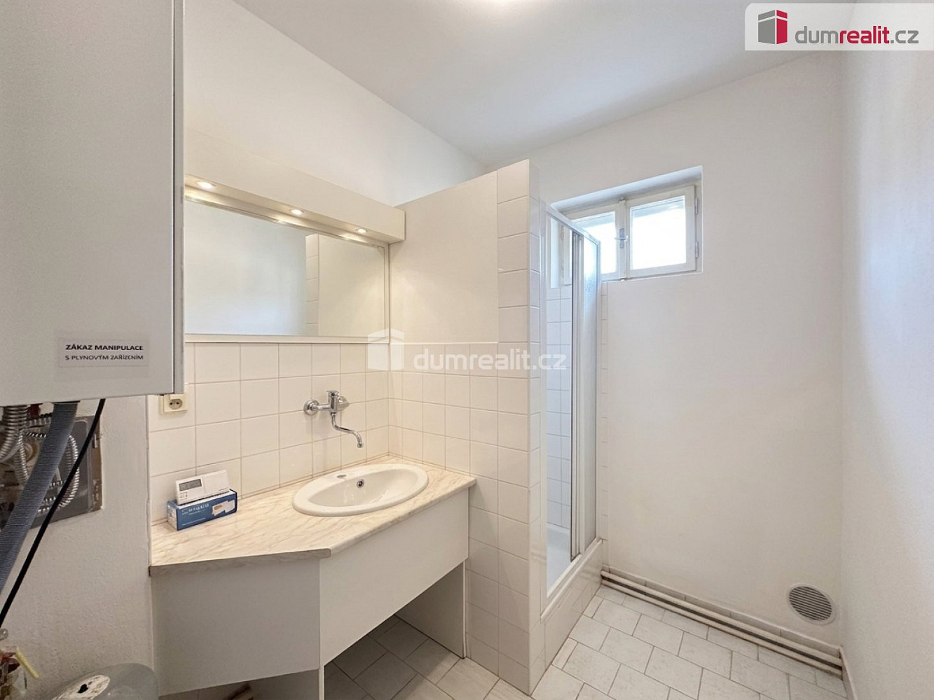 Pronájem skladovacích prostor 120 m² – fotografie 4