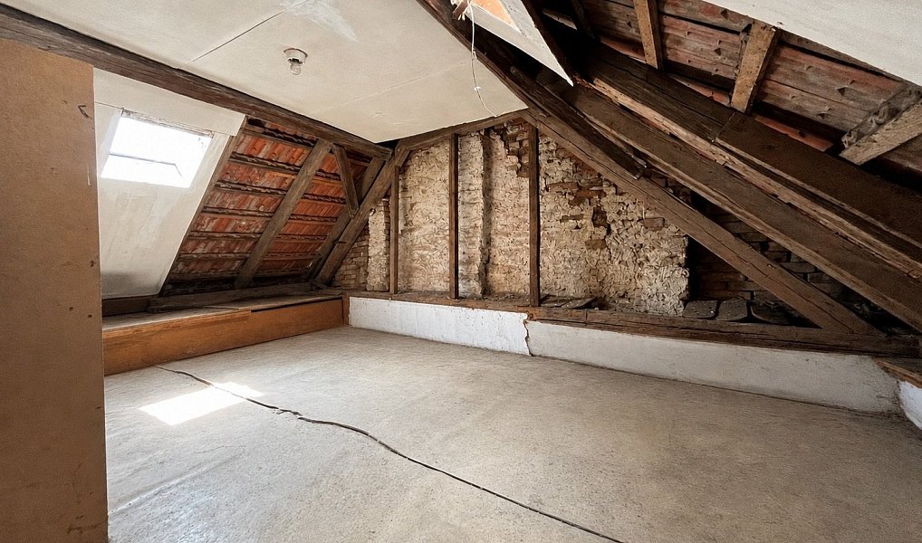 Pronájem bytu 3+1 127 m², Dešov – náhled fotky 17