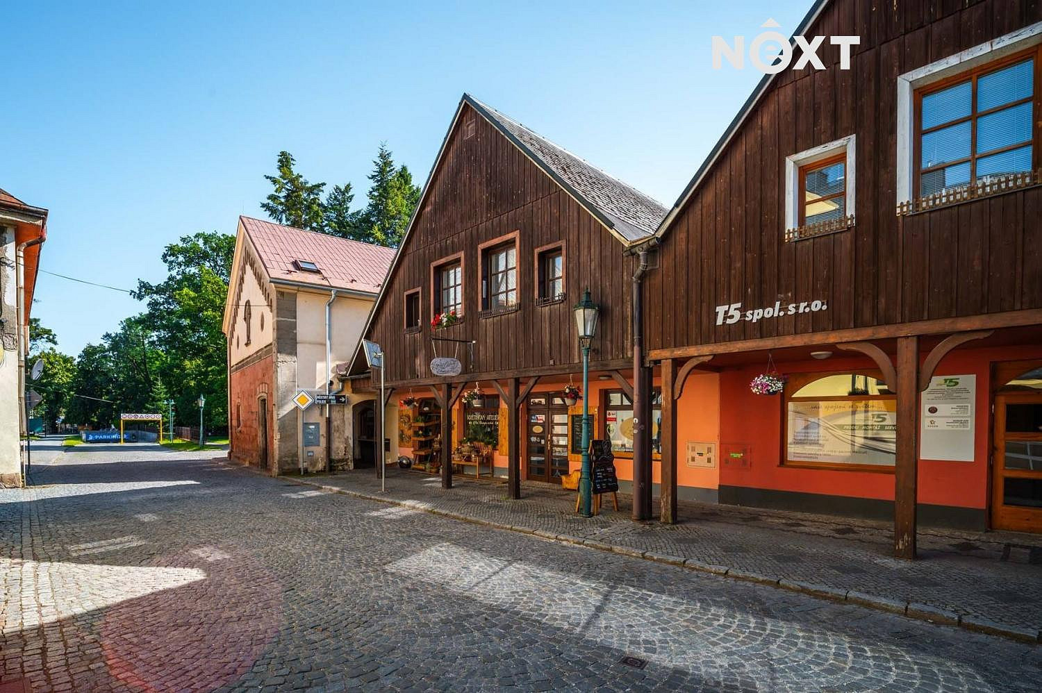 Prodej obchodních prostor 300 m²