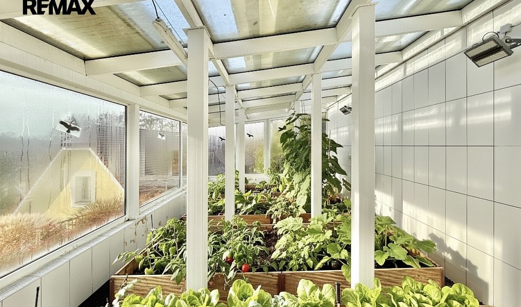 Prodej domu 650 m² s pozemkem 2 968 m², Svinaře – náhled fotky 37