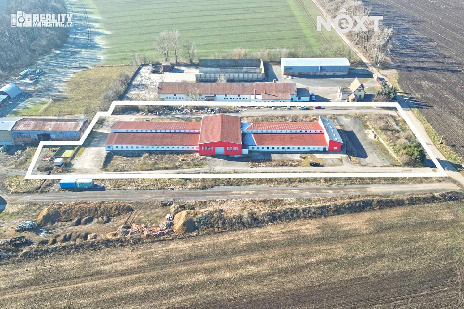 Pronájem skladovacích prostor 2 417 m² – fotografie 4