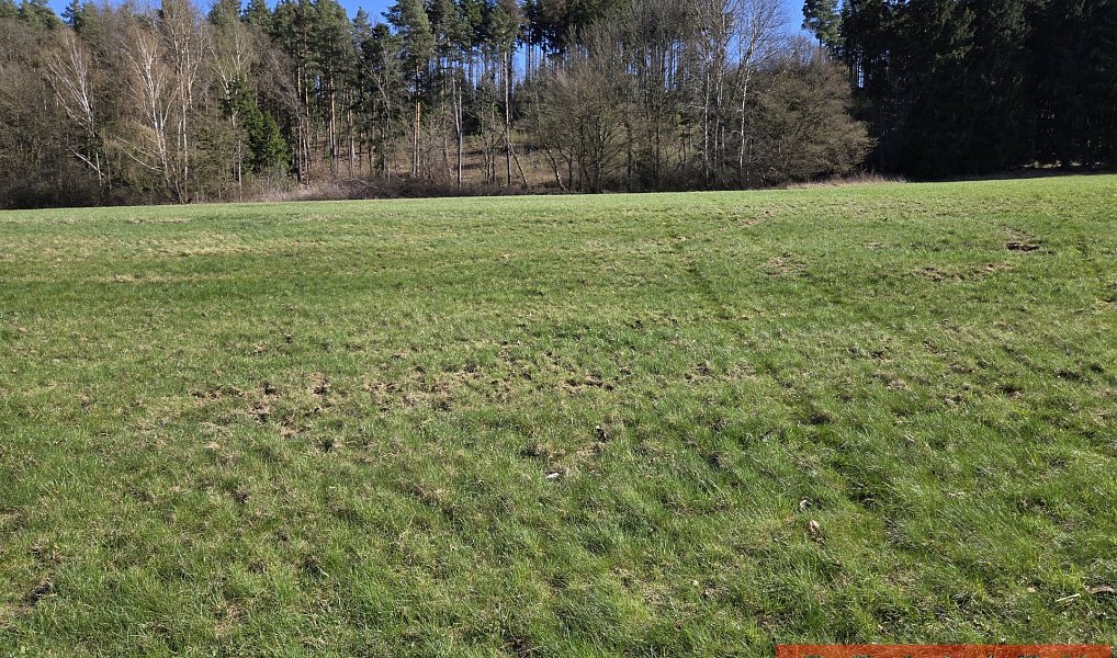 Prodej stavebního pozemku 1 061 m², Komárov – náhled fotky 5