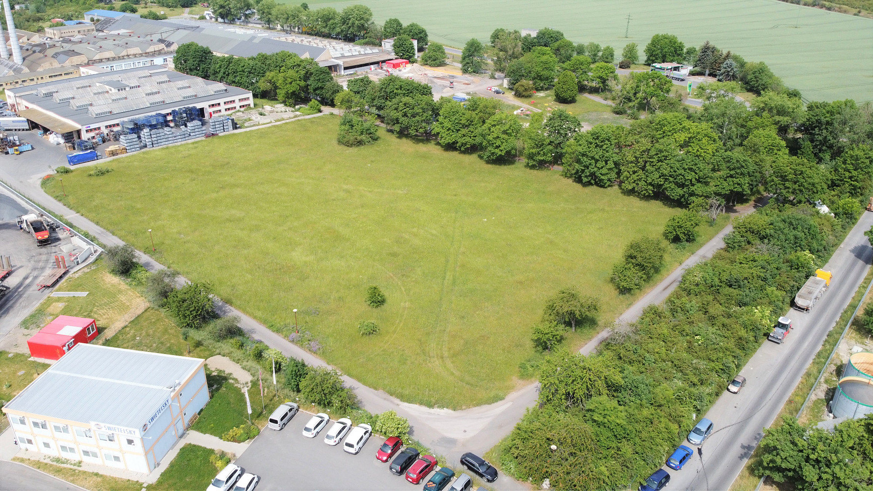 Prodej komerčního pozemku 26 712 m² – fotografie 2