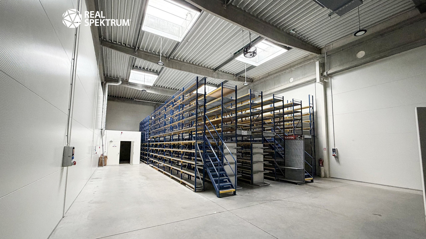 Prodej skladovacích prostor 462 m² – pohled 5