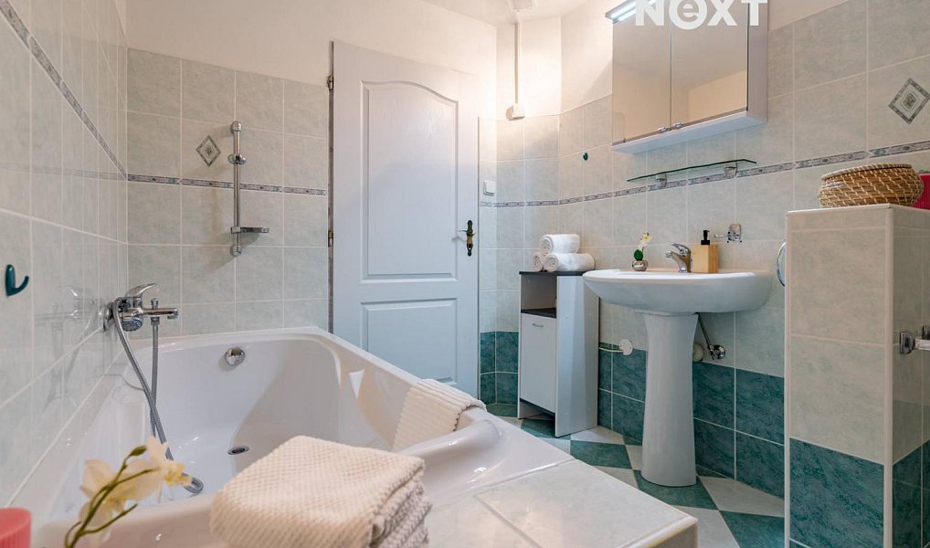 Prodej domu 270 m² s pozemkem 583 m², Včelná – náhled fotky 27
