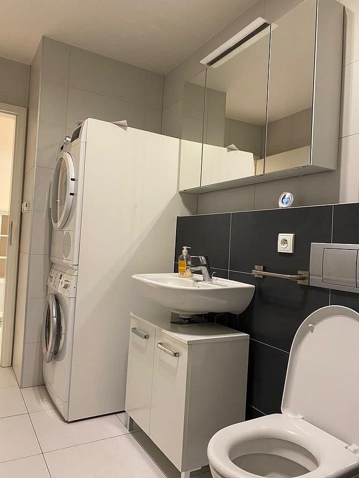 Pronájem bytu 3+kk 72 m² – fotografie 3