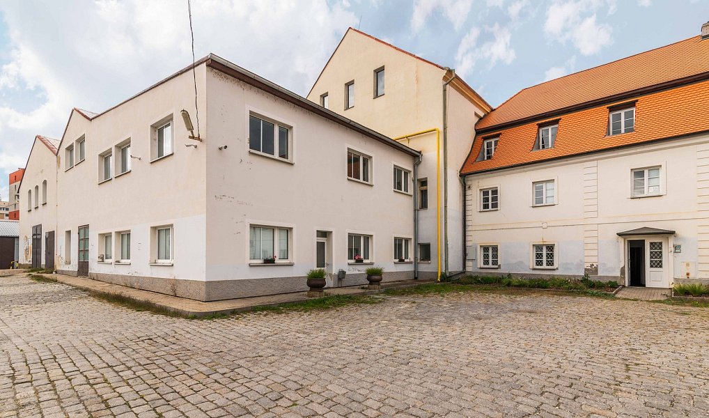 Pronájem kanceláře 30 m², Rakovník – náhled fotky 2