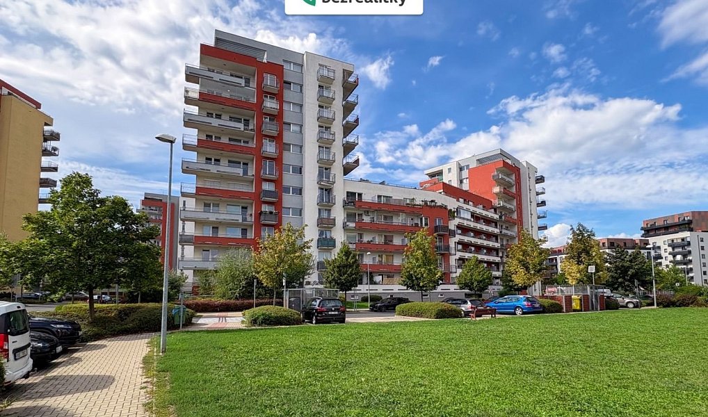 Prodej bytu 1+kk 34 m², Praha – náhled fotky 10