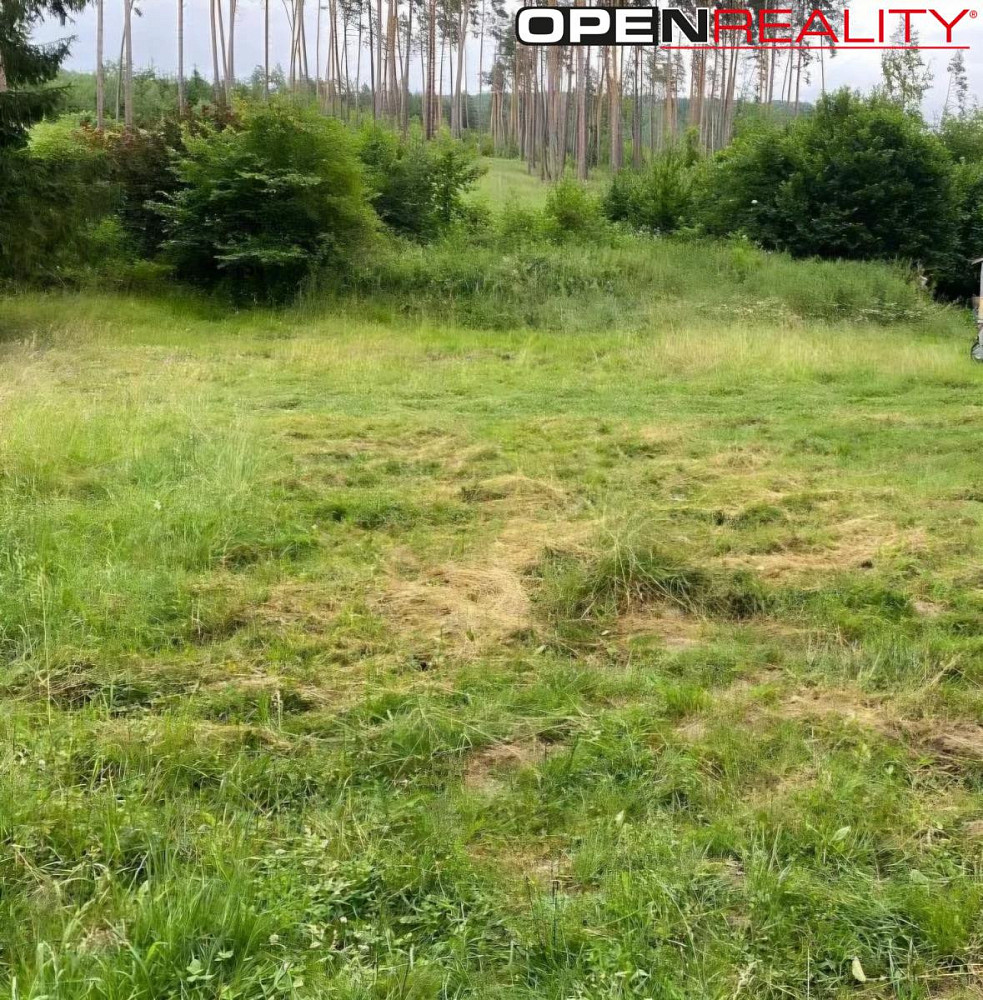 Prodej pozemku 1 037 m² – fotografie 4