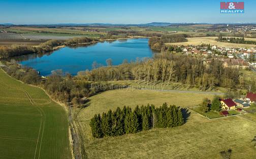 Prodej stavebního pozemku 5 111 m², Dolní Bousov, okres Mladá Boleslav