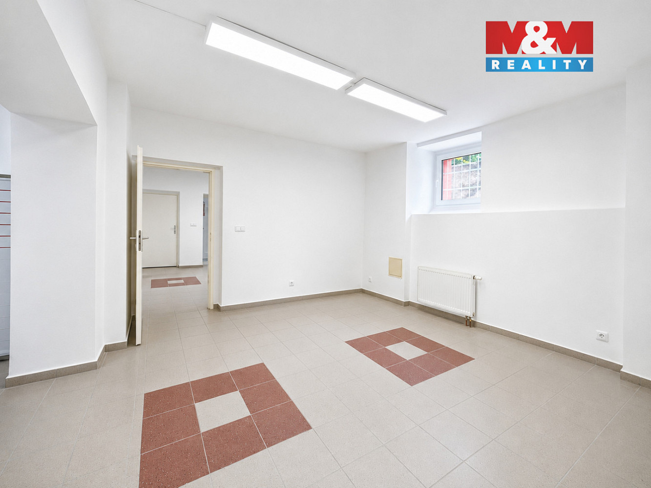 Pronájem kanceláře 140 m² — photo 4
