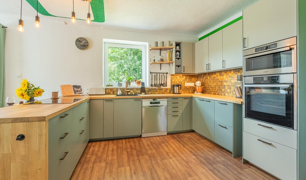 Prodej domu 173 m² s pozemkem 1 340 m², Horní Bradlo – náhled fotky 2