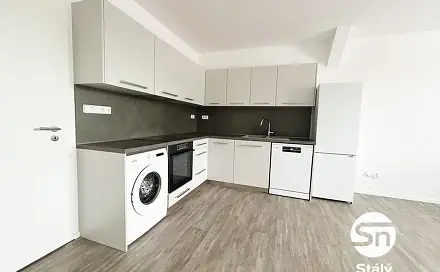 Pronájem bytu 1+kk 34 m²