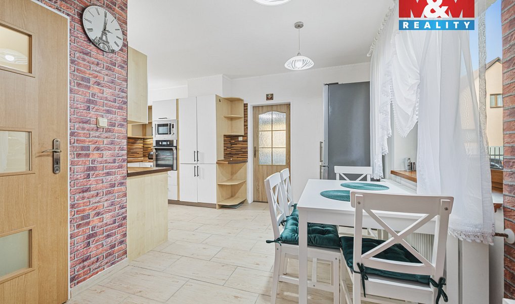 Prodej domu 195 m² s pozemkem 930 m², Kosořice – náhled fotky 5