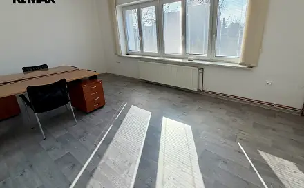 Pronájem kanceláře 24 m², Stojanova, Uherské Hradiště