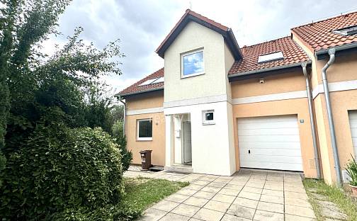 Pronájem domu 149 m² s pozemkem 420 m²