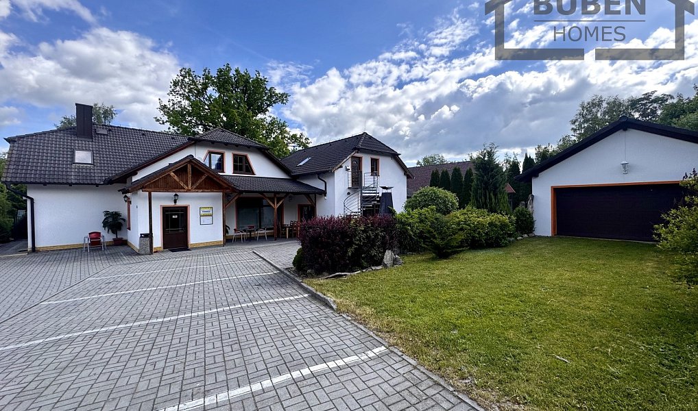 Prodej domu 480 m² s pozemkem 1 077 m², Tachov – náhled fotky 9