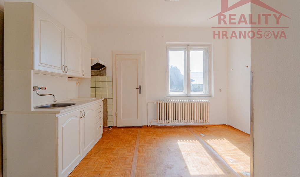 Prodej domu 200 m² s pozemkem 459 m², Ostrava – náhled fotky 6