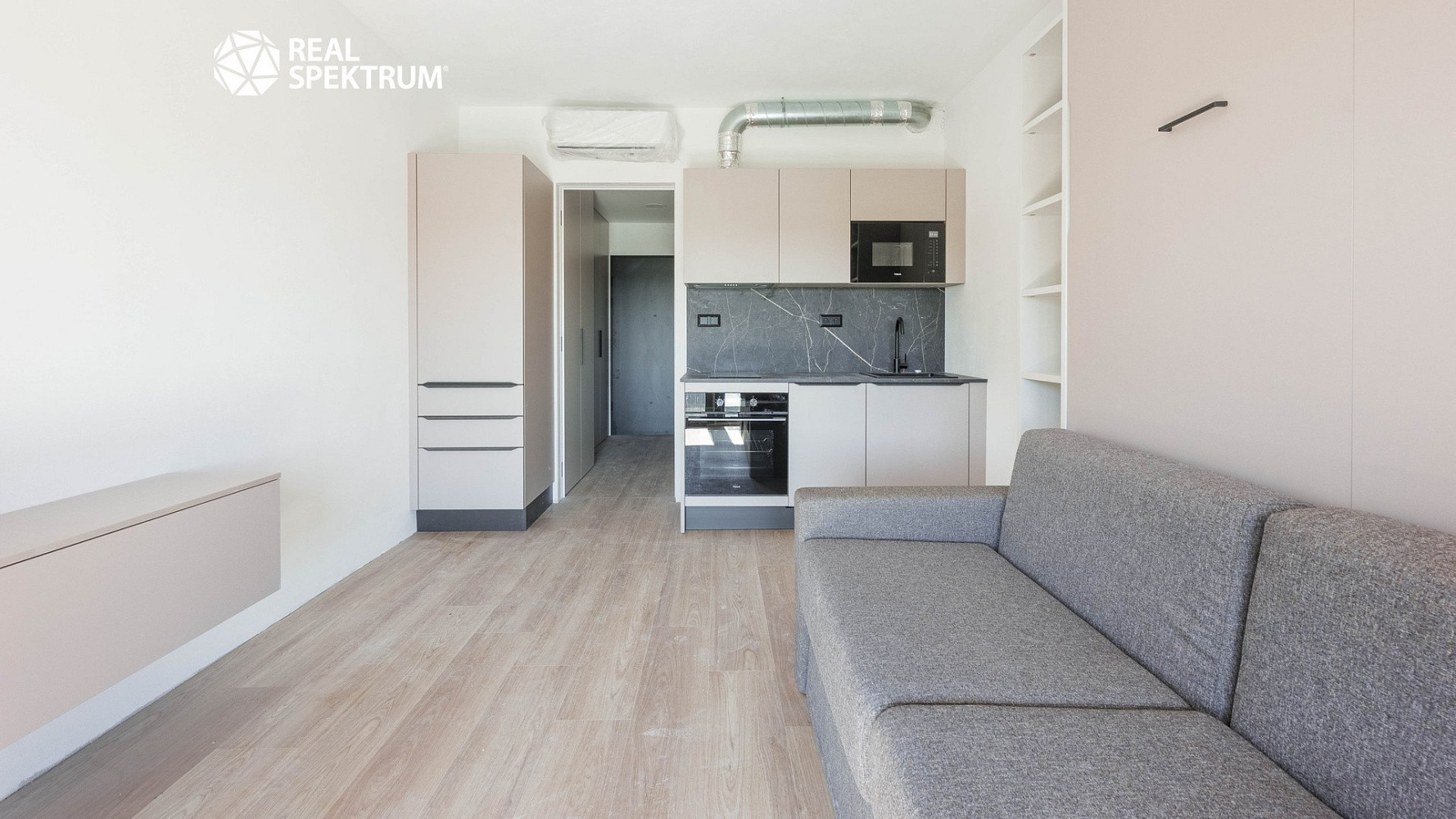 Pronájem bytu 1+kk 23 m² – fotografie 3