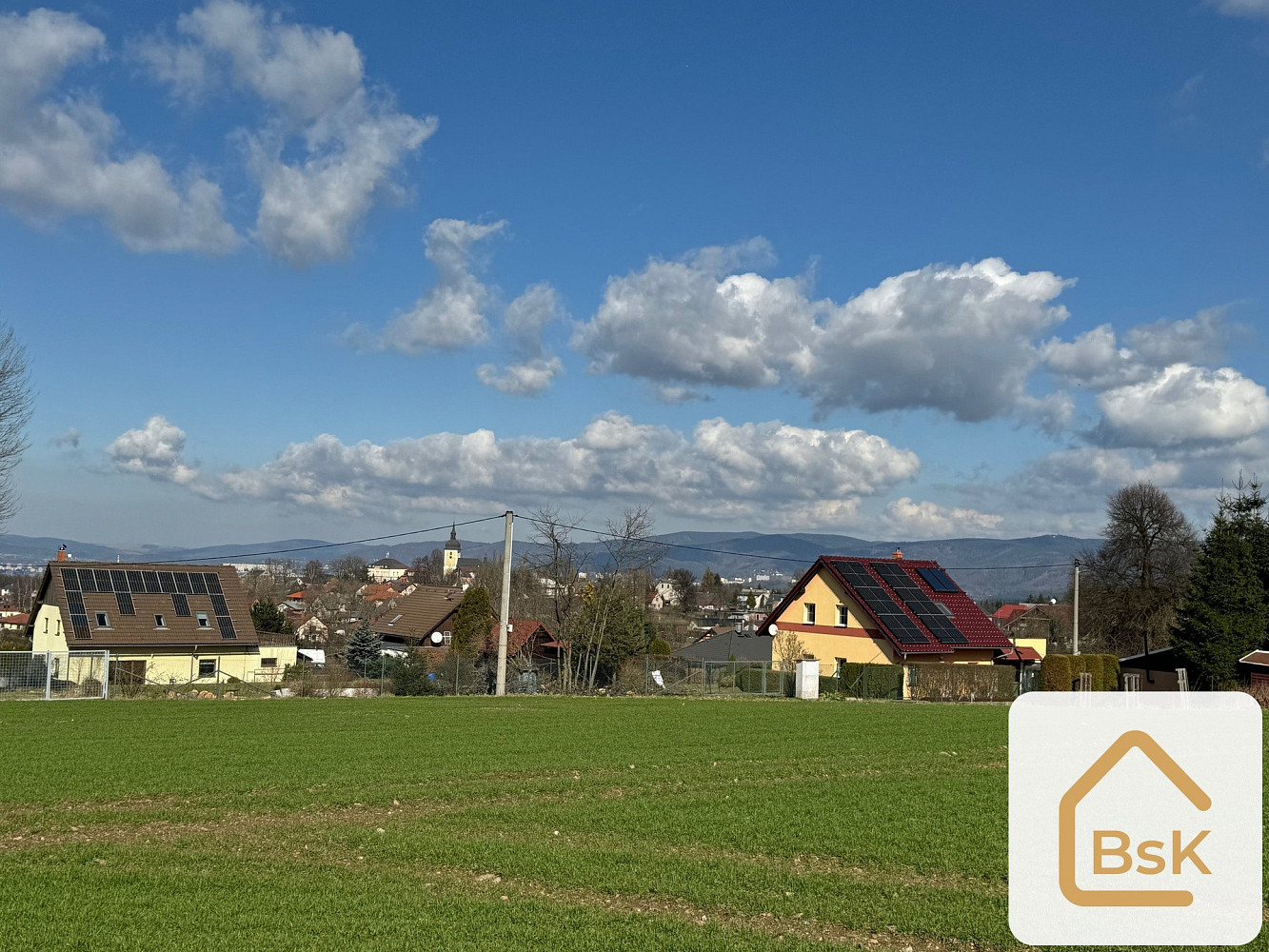 Prodej stavebního pozemku 1 050 m²