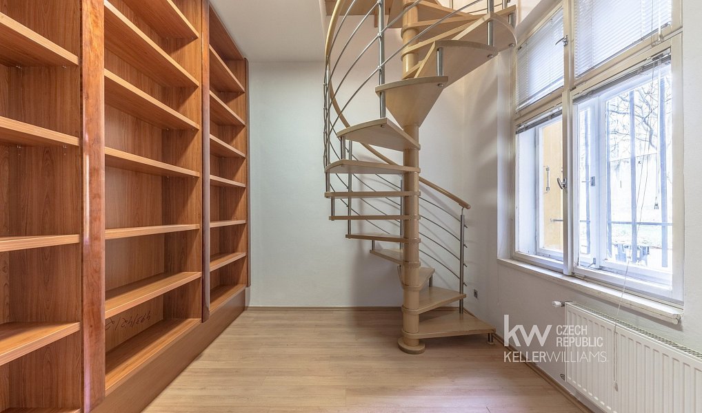 Pronájem obchodních prostor 270 m², Praha – náhled fotky 13