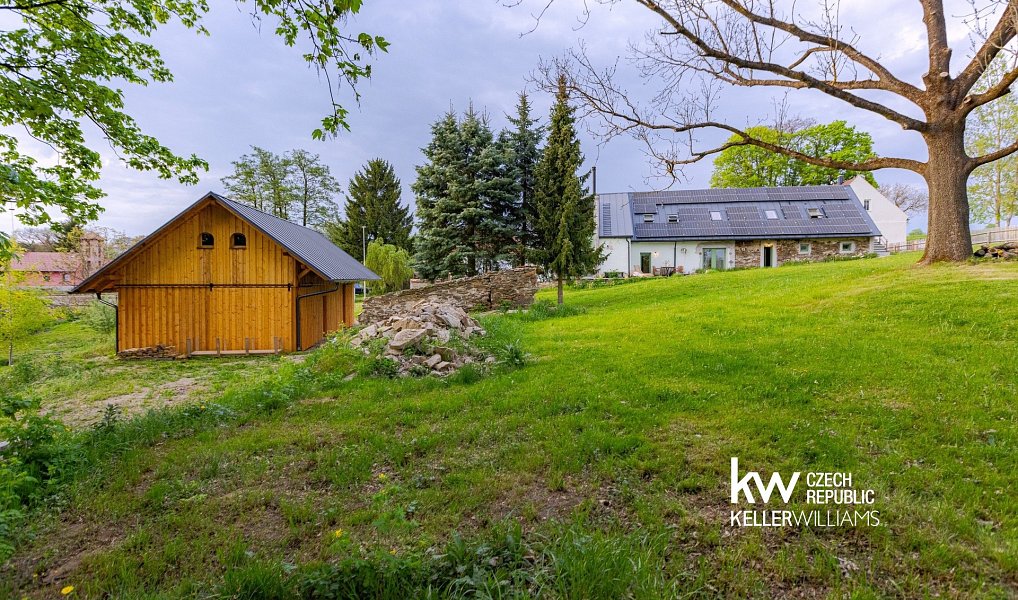 Prodej domu 271 m² s pozemkem 3 312 m², Křeč – náhled fotky 45