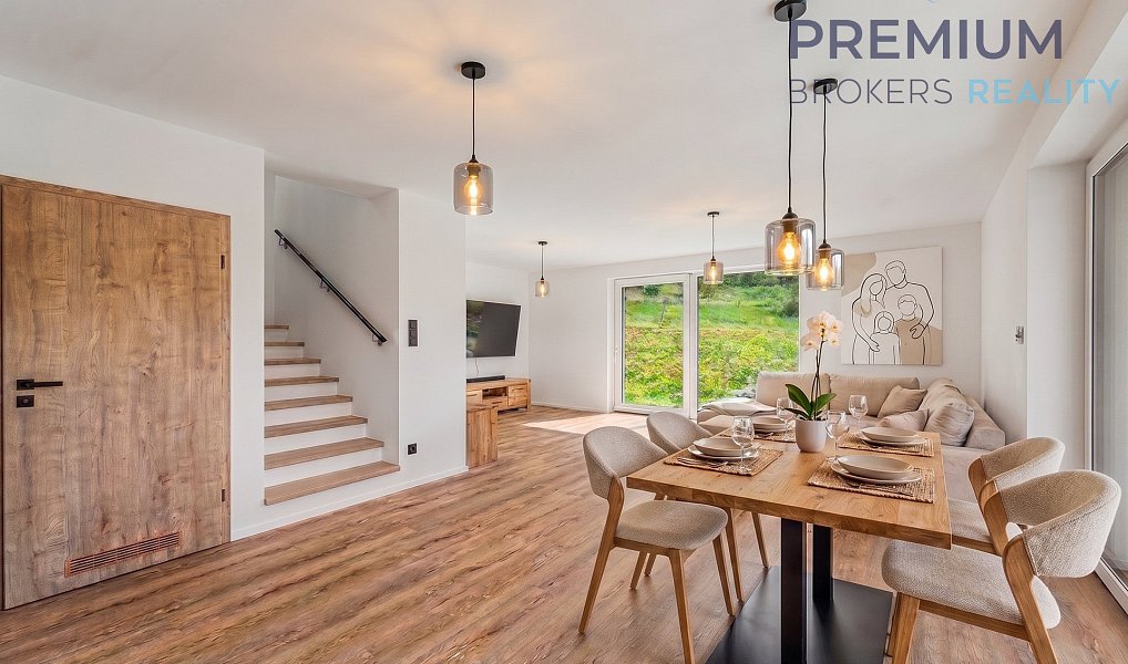 Prodej domu 102 m² s pozemkem 168 m², Nové Strašecí – náhled fotky 4
