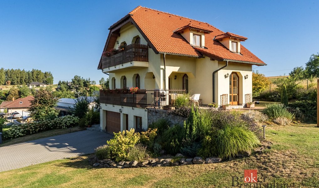 Prodej domu 185 m² s pozemkem 977 m², Malý Beranov – náhled fotky 2