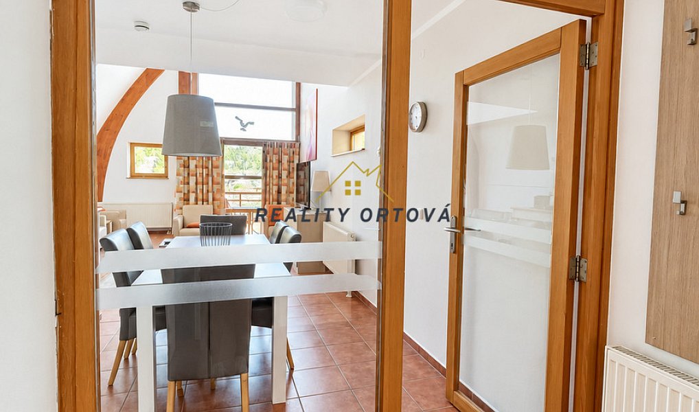 Prodej bytu 4+kk 95 m², Lipno nad Vltavou – náhled fotky 11