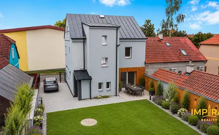 Prodej domu 197 m² s pozemkem 352 m², Školní náměstí, Město Touškov, okres Plzeň-sever